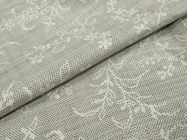 平和屋着物●本場大島紬　白大島　7マルキ　草花文　正絹　逸品　DABK0040ud