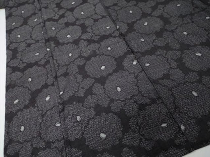 平和屋着物●結城紬　80亀甲　花尽くし文　正絹　逸品　DABK0041ud