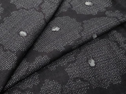 平和屋着物●結城紬　80亀甲　花尽くし文　正絹　逸品　DABK0041ud