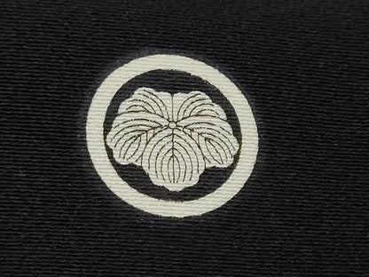 平和屋着物●豪華黒留袖　駒刺繍　御所車人物文　金彩　さが美扱い　正絹　逸品　DABK0071ud