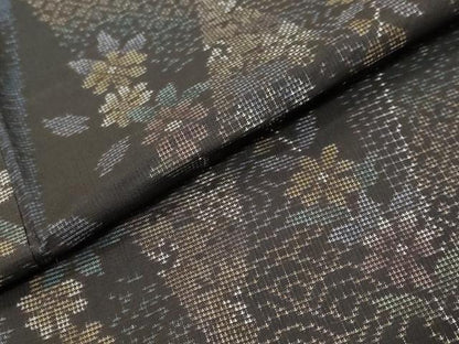 平和屋着物●本場大島紬　9マルキ　草花文　正絹　逸品　DABK0223ud