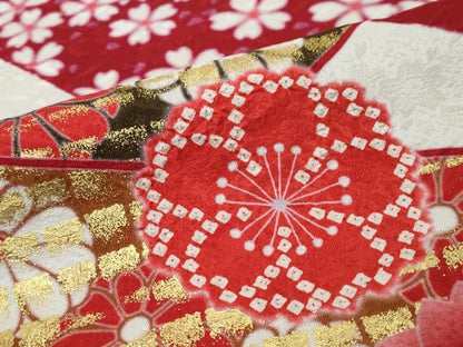 平和屋着物●豪華振袖　駒刺繍　熨斗草花文　金彩　正絹　逸品　DABK0238ud