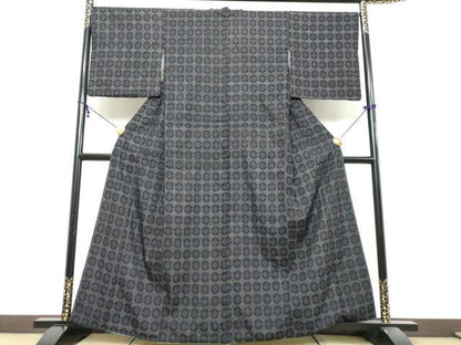 平和屋着物●結城紬　80亀甲　七宝文　正絹　逸品　DABK0252ud