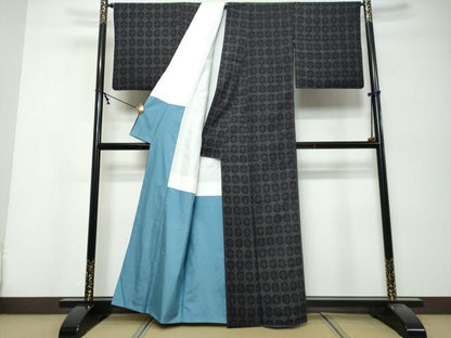 平和屋着物●結城紬　80亀甲　七宝文　正絹　逸品　DABK0252ud