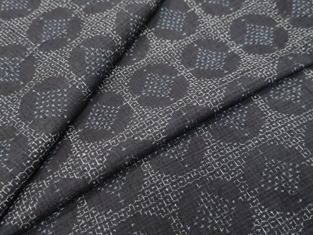 平和屋着物●結城紬　80亀甲　七宝文　正絹　逸品　DABK0252ud