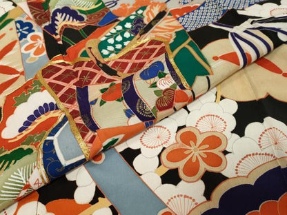 平和屋本店●アンティーク　大正ロマン　振袖　駒刺繍　扇面御所車草花文　黒地　金彩　正絹　逸品　DABK0300ud