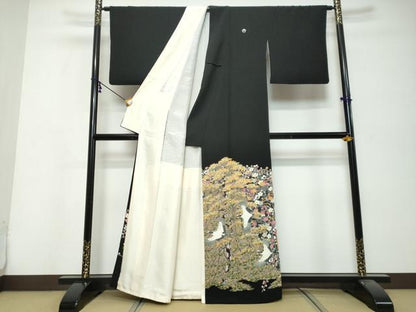 平和屋着物●本加賀友禅作家　百貫華峰　黒留袖　飛鶴草花文　正絹　逸品　DABK0374ud