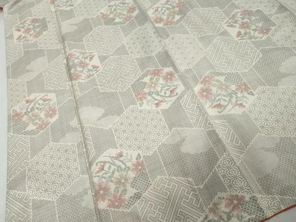 平和屋着物●本場大島紬　白大島　7マルキ　亀甲花文　正絹　逸品　DABK0396ud