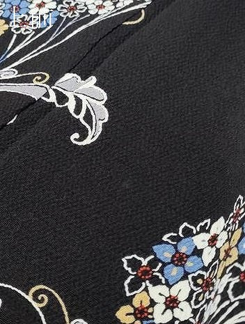平和屋着物●上質な小紋　草花文　黒地　鬼しぼ縮緬　正絹　逸品　DABK0404ud