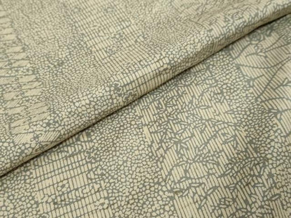 平和屋着物▼上質な小紋　紬地　型染め　草花間道　正絹　逸品　DABK0443ud