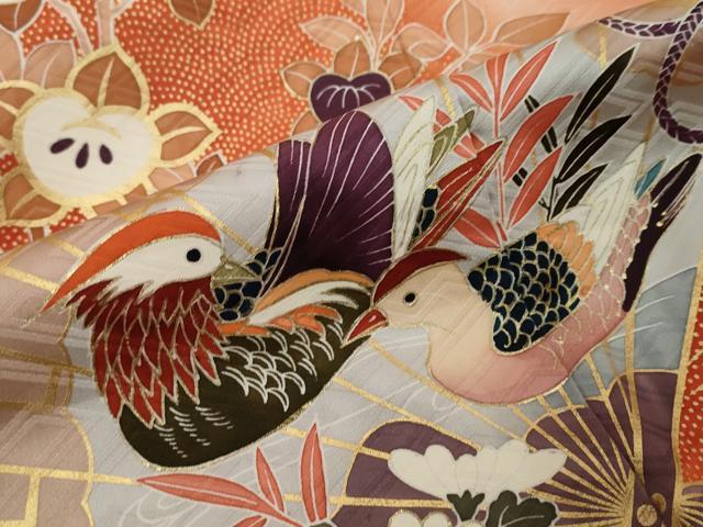 平和屋着物●豪華振袖　駒刺繍　御所車鴛鴦花文　暈し染め　金彩　正絹　逸品　DABK0454ud