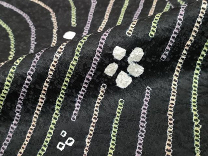 平和屋着物●上質な小紋　総絞り　舞花文　黒地　正絹　逸品　DABK0477ud