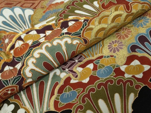 平和屋着物●豪華黒留袖　駒刺繍　青海波草花文　金彩　正絹　逸品　DABK0493ud
