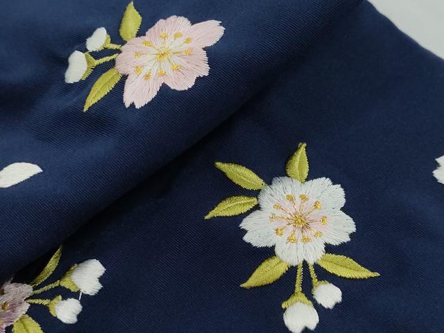 平和屋着物●女性　行灯袴　総刺繍　舞桜文　留紺色　金糸　洗える着物　DABK0597ud