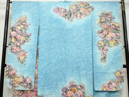平和屋着物●紫綬褒章　巨匠『岩田専太郎』　振袖　駒刺繍　草花文　暈し染め　金彩　正絹　逸品　DABK0718ud