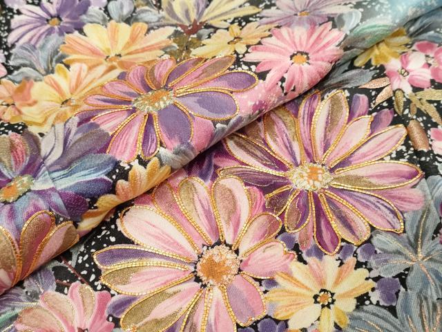 平和屋着物●紫綬褒章　巨匠『岩田専太郎』　振袖　駒刺繍　草花文　暈し染め　金彩　正絹　逸品　DABK0718ud