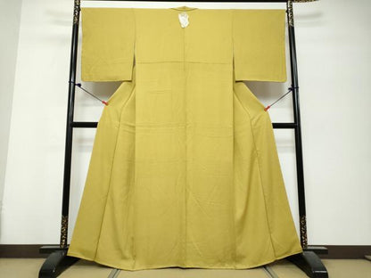 平和屋着物●上質な色無地　舞花地紋　芥子色　正絹　逸品　未使用　DABK0757ud