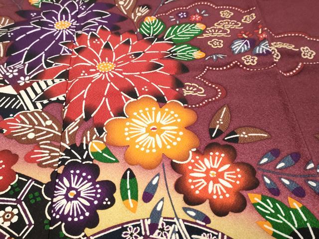平和屋着物●豪華振袖　紅型　流水草花文　暈し染め　正絹　逸品　DABK0779ud