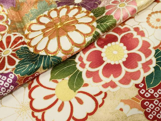 平和屋着物●豪華振袖　駒刺繍　吉祥草花文　金彩　京都きもの友禅扱い　ロング丈　正絹　逸品　DABK0841ud