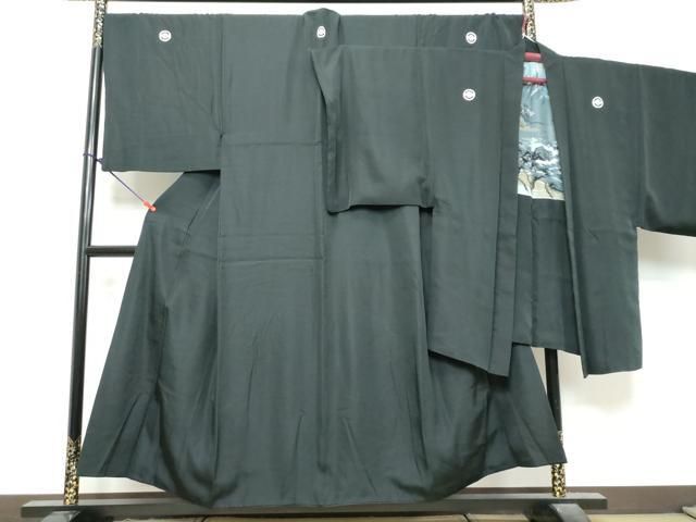 平和屋着物●男性　黒紋付　アンサンブル　長羽織　羽裏：風景松文　キングサイズ　正絹　逸品　DABK0868ud