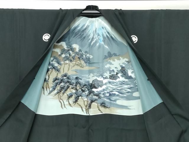 平和屋着物●男性　黒紋付　アンサンブル　長羽織　羽裏：風景松文　キングサイズ　正絹　逸品　DABK0868ud