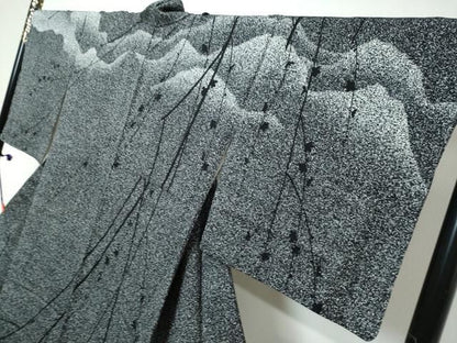 平和屋着物●訪問着　作家物　たたき染め　枝花文　黒地　やまと誂製　正絹　逸品　DABK0875ud