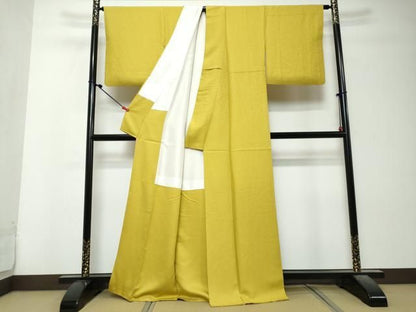 平和屋着物●上質な色無地　花唐草地紋　金糸雀色　正絹　逸品　DABK0883ud