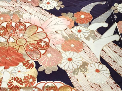 平和屋着物●豪華振袖　立波草花文　金彩　上代30万　仮絵羽　逸品　未使用　DABK0922ud