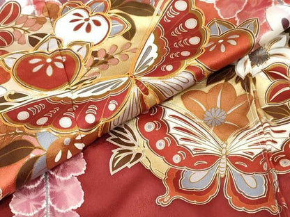 平和屋着物●女優・後藤久美子ブランド　振袖　駒刺繍　花蝶文　暈し染め　金彩　仮絵羽　逸品　未使用　DABK0923ud
