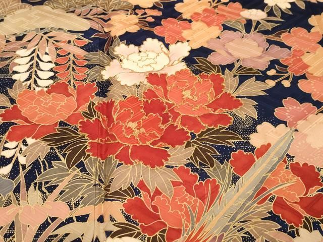 平和屋着物●豪華振袖　駒刺繍　流水草花文　金彩　正絹　逸品　DABK0969ud