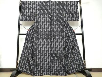 平和屋着物●本場琉球絣　紬　正絹　逸品　DABK0989ud