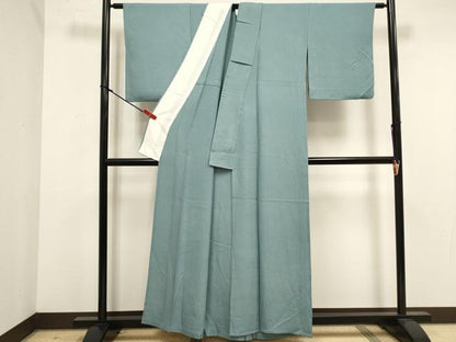 平和屋着物▽上質な色無地　単衣　紗綾形地紋　秘色色　正絹　逸品　DABK1058cd