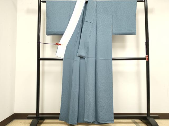 平和屋着物▽上質な色無地　単衣　泥草木染　堅牢染　舞花地紋　浮紋錦　薄縹色　反端付き　正絹　逸品　DABK1069cd