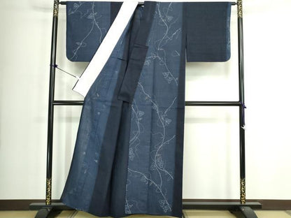 平和屋着物▽上質な小紋　単衣　紬地　南天文　正絹　逸品　DABK1170cd