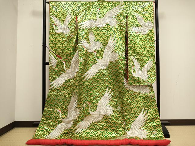 平和屋本店●色打掛　お引きずり　和装　婚礼　結婚式　花嫁　神社挙式　刺繍　飛鶴文　金糸　逸品　DABK1432cd