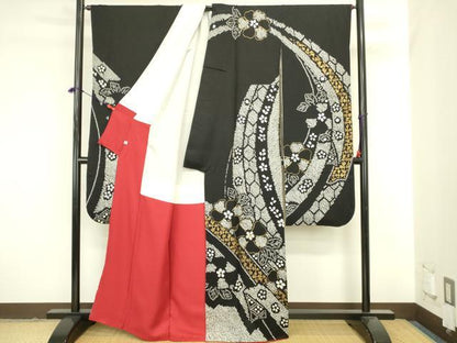 平和屋着物●豪華振袖　駒刺繍　絞り　吉祥舞花文　黒地　金彩　正絹　逸品　DABK2127op