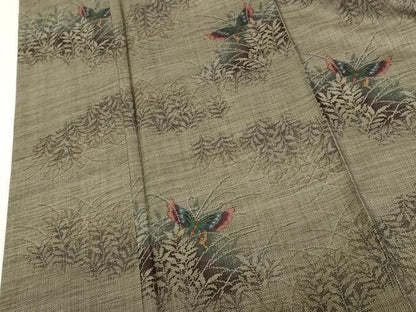 平和屋着物●本場大島紬　9マルキ　舞蝶芝草文　正絹　逸品　DABK2129op