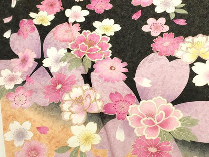 平和屋着物●豪華振袖　駒刺繍　草花　舞桜　暈し染め　黒地　金彩　正絹　逸品　DABK2467op