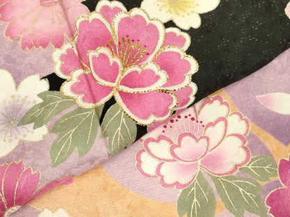 平和屋着物●豪華振袖　駒刺繍　草花　舞桜　暈し染め　黒地　金彩　正絹　逸品　DABK2467op