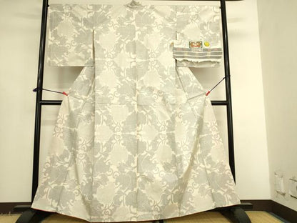 平和屋着物●本場大島紬　白大島　7マルキ　花唐草文　久野織物謹製　証紙付き　正絹　逸品　DABK2680op