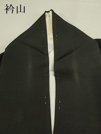 平和屋着物●豪華黒留袖　㕦具刺繍　松葉文　暈し染め　金糸　正絹　逸品　DABK2722op