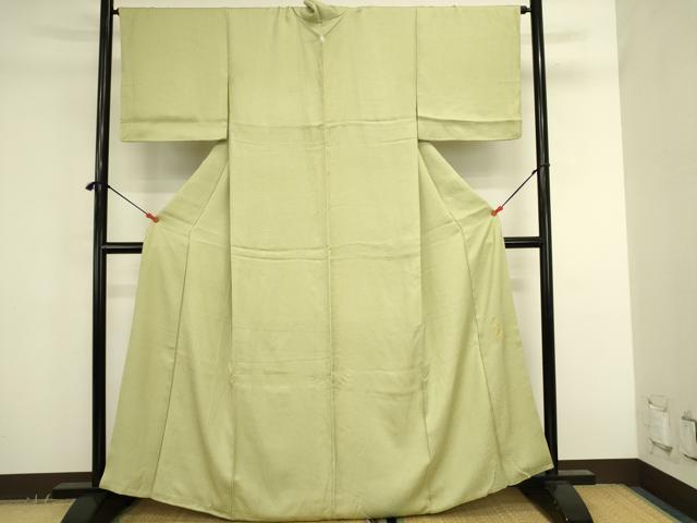 平和屋着物●上質な色無地　草木染　紗綾形地紋　若菜色　正絹　逸品　DABK2772op