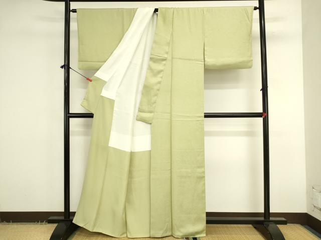 平和屋着物●上質な色無地　草木染　紗綾形地紋　若菜色　正絹　逸品　DABK2772op