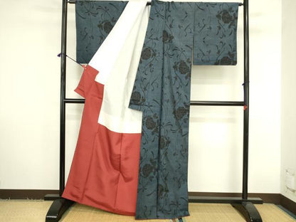 平和屋着物●本場大島紬　9マルキ　更紗花唐草文　正絹　逸品　DABK2791op
