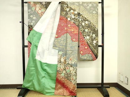 平和屋着物●豪華振袖　駒刺繍　舞桜　金銀彩　正絹　逸品　DABK2857op