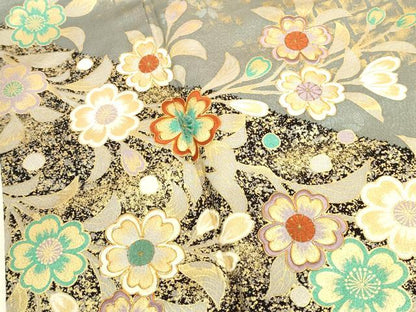 平和屋着物●豪華振袖　駒刺繍　舞桜　金銀彩　正絹　逸品　DABK2857op