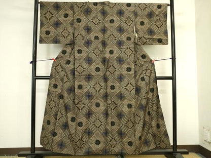 平和屋着物●本場大島紬　龍郷絣　花菱文　正絹　逸品　DABK2863op