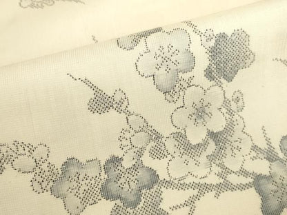 平和屋着物●本場大島紬　白大島　9マルキ　枝梅　正絹　逸品　DABK2881op