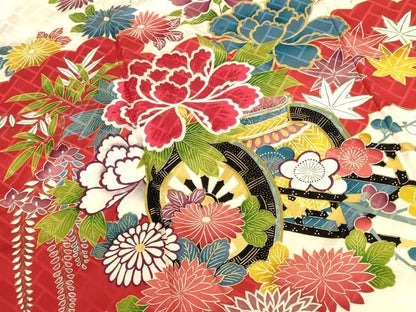 平和屋着物▼豪華振袖　駒刺繍　牡丹　花車文　金彩　正絹　逸品　DABK2917op