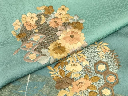 平和屋着物●中国三大刺繍　スワトウ刺繍　汕頭刺繍　訪問着　草花丸文　金彩　正絹　逸品　DABK2952op